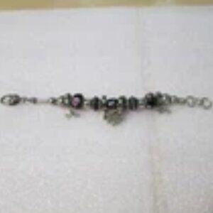 Beaded Braelet with Infinity Charms 7 1/2"